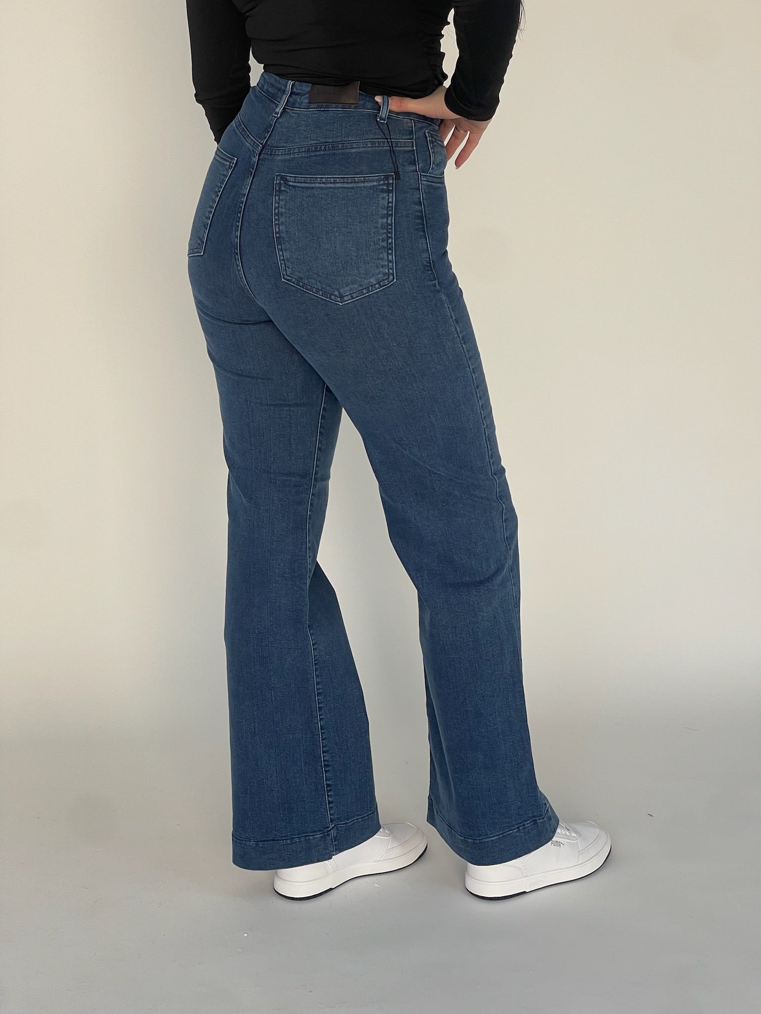 Jean Baggy Taille Haute avec Ourlet
