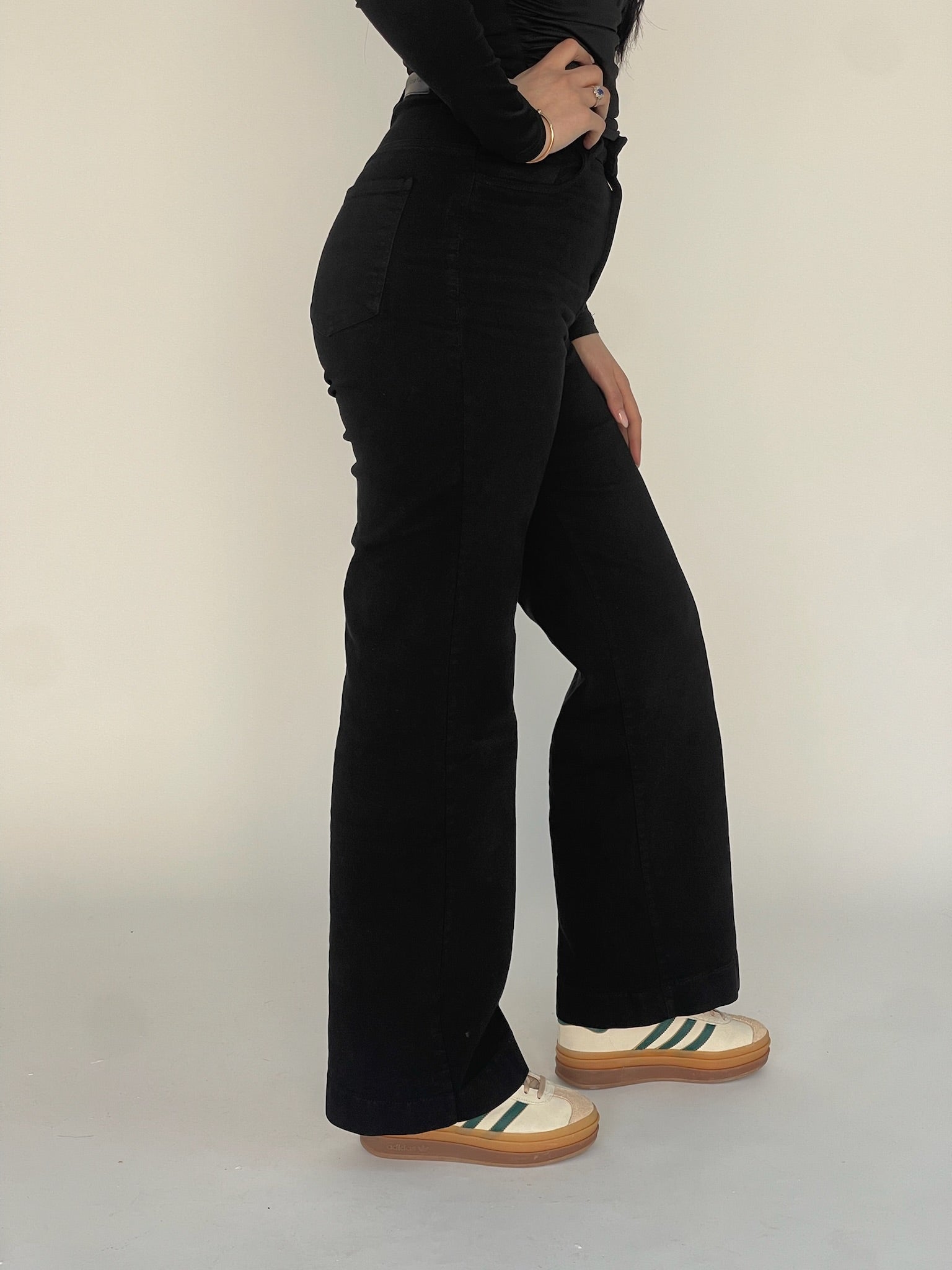 Jean Baggy Taille Haute avec Ourlet