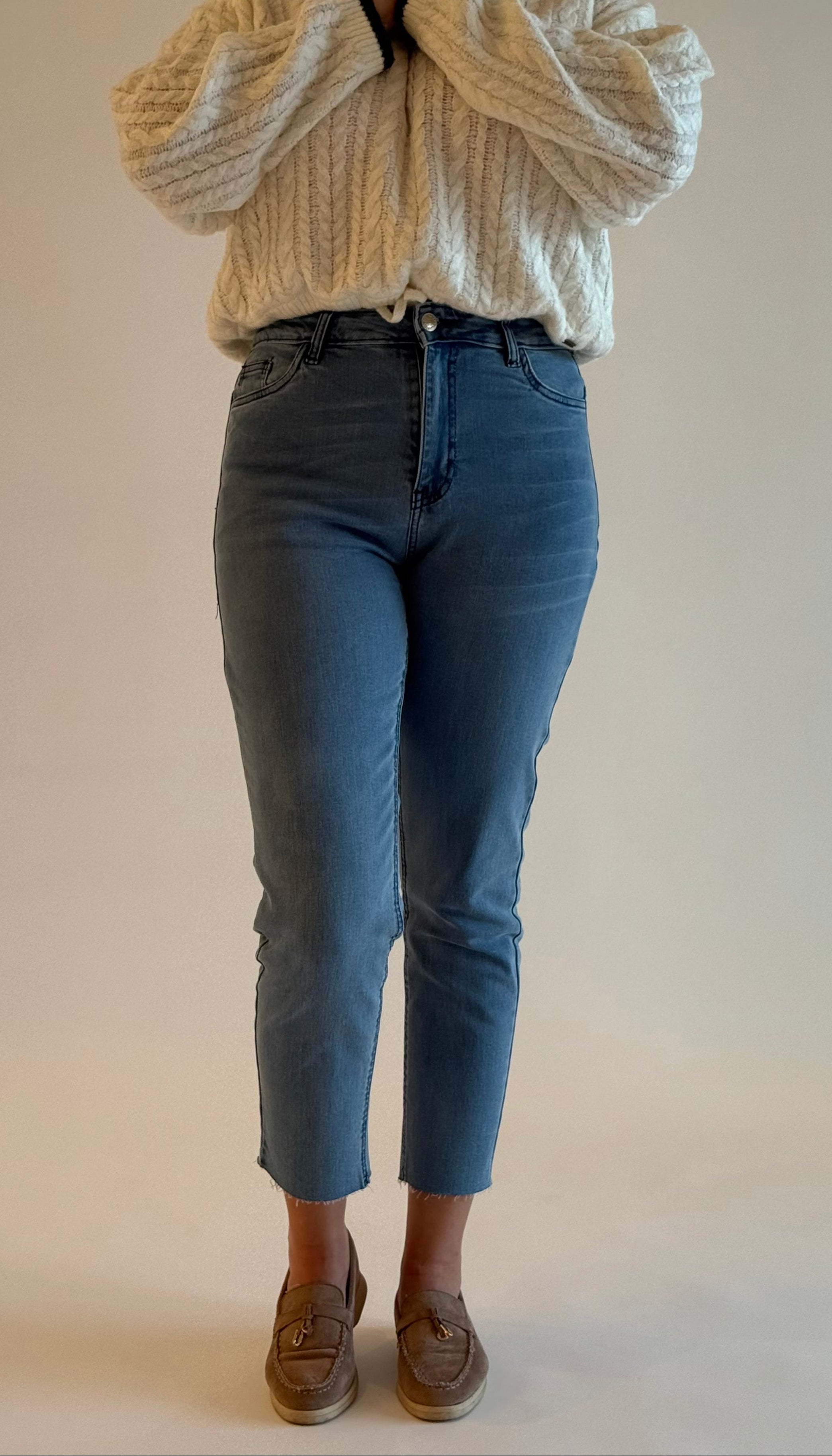 Jean Mom fit moulant taille haute