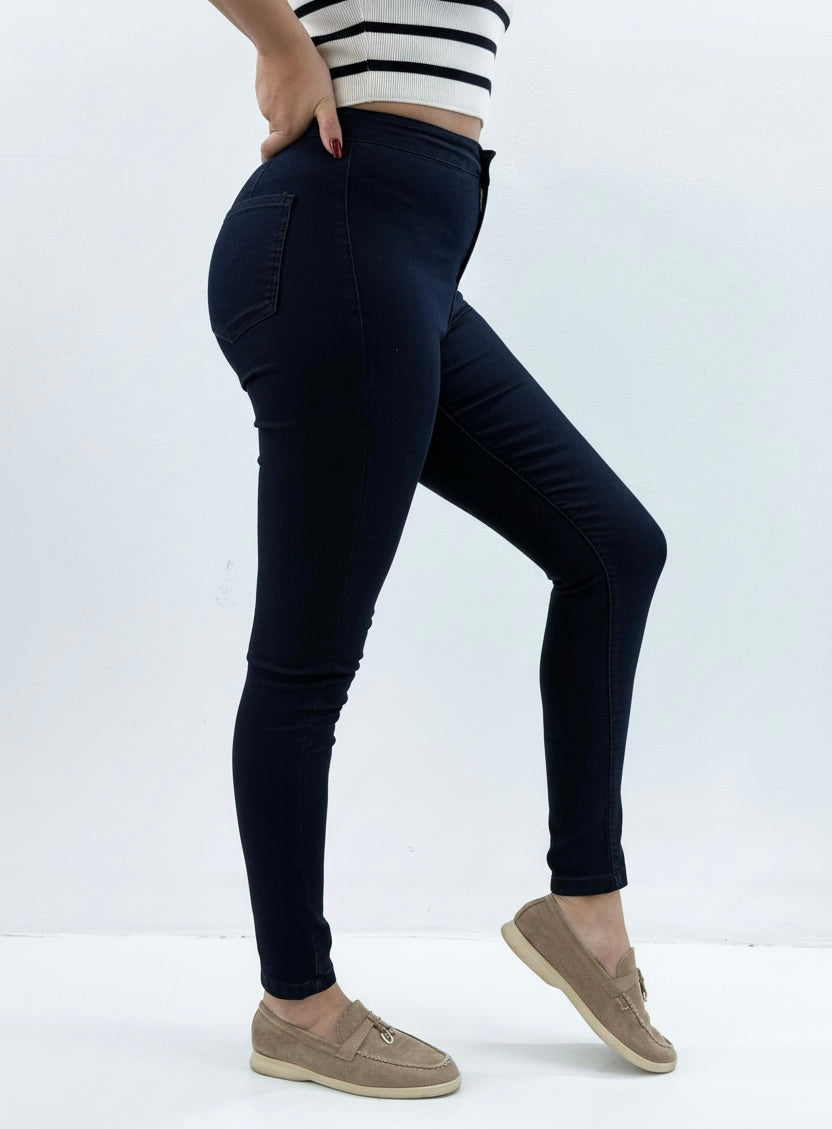 Jean skinny moullant à taille haute